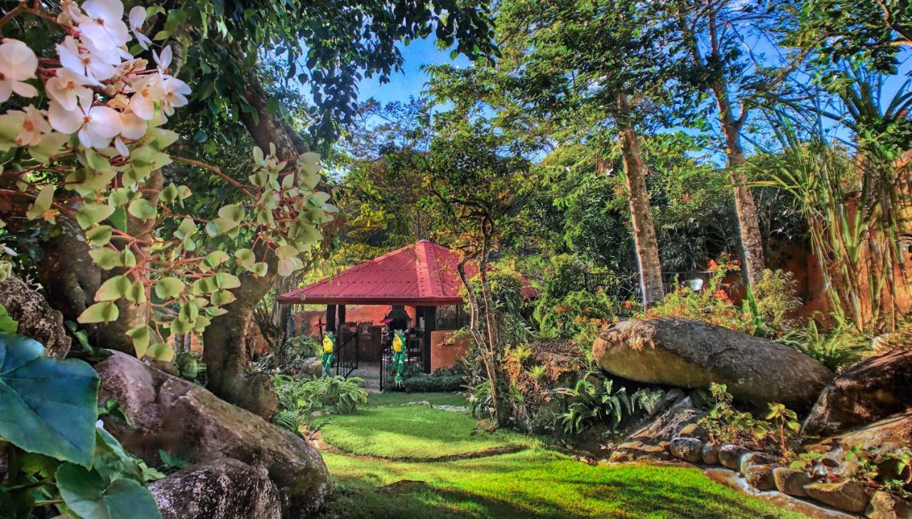 Garden 3*